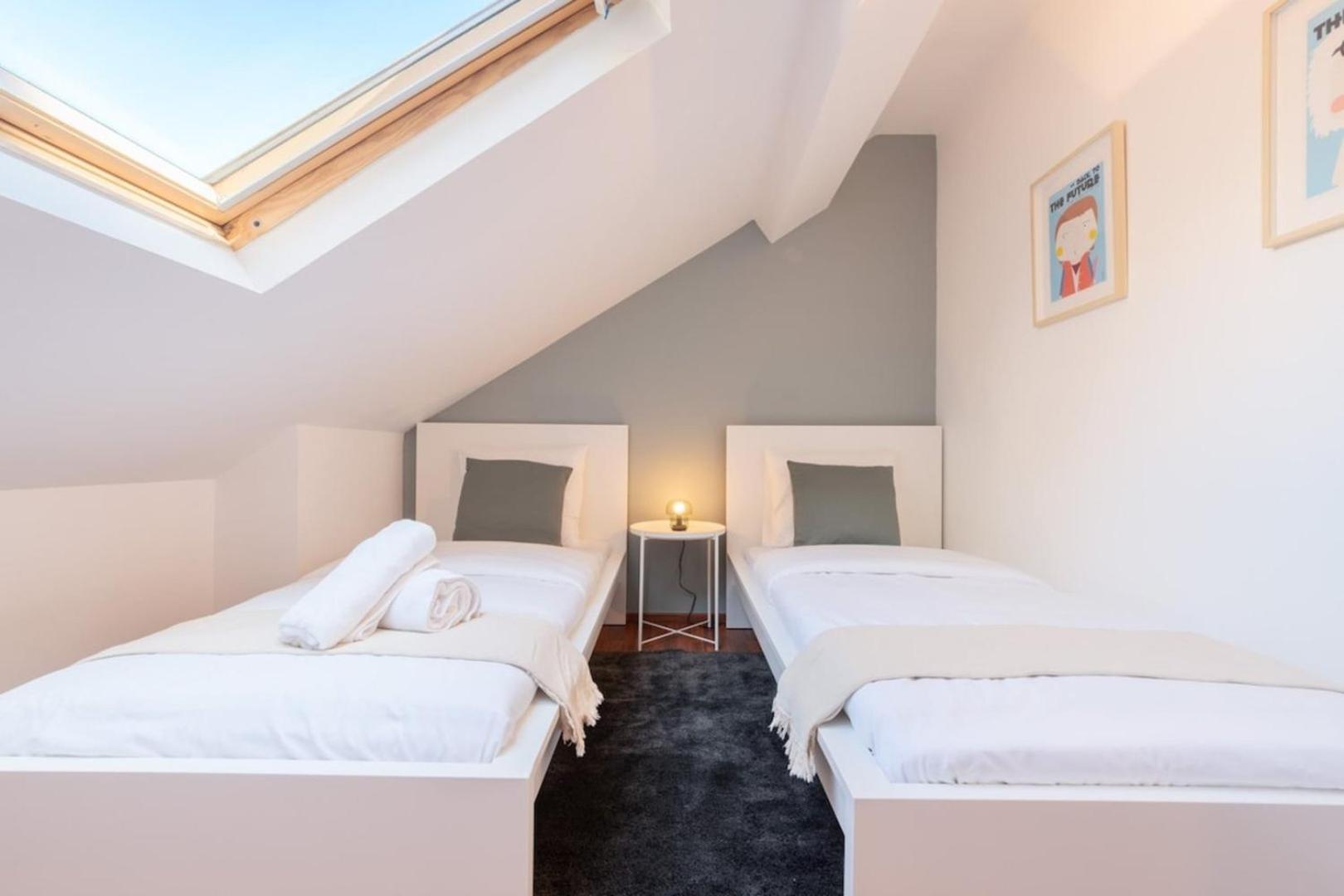 Lille Center - 4 Bedroom Duplex Apartment! Dış mekan fotoğraf