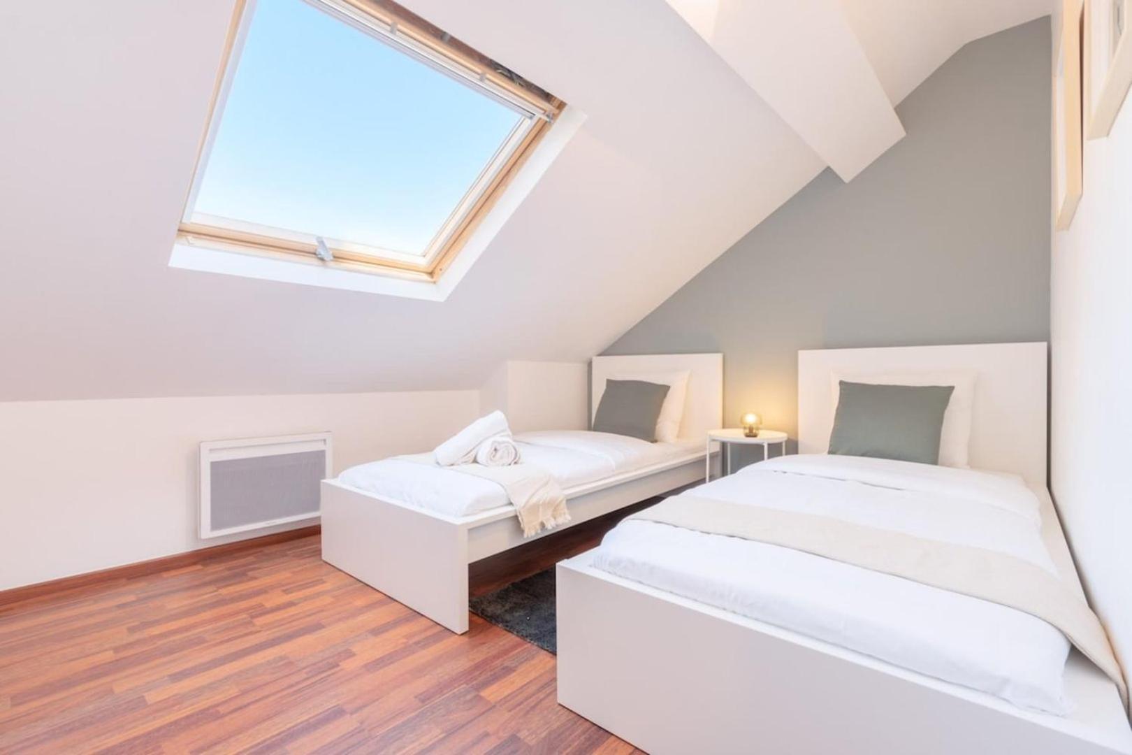 Lille Center - 4 Bedroom Duplex Apartment! Dış mekan fotoğraf