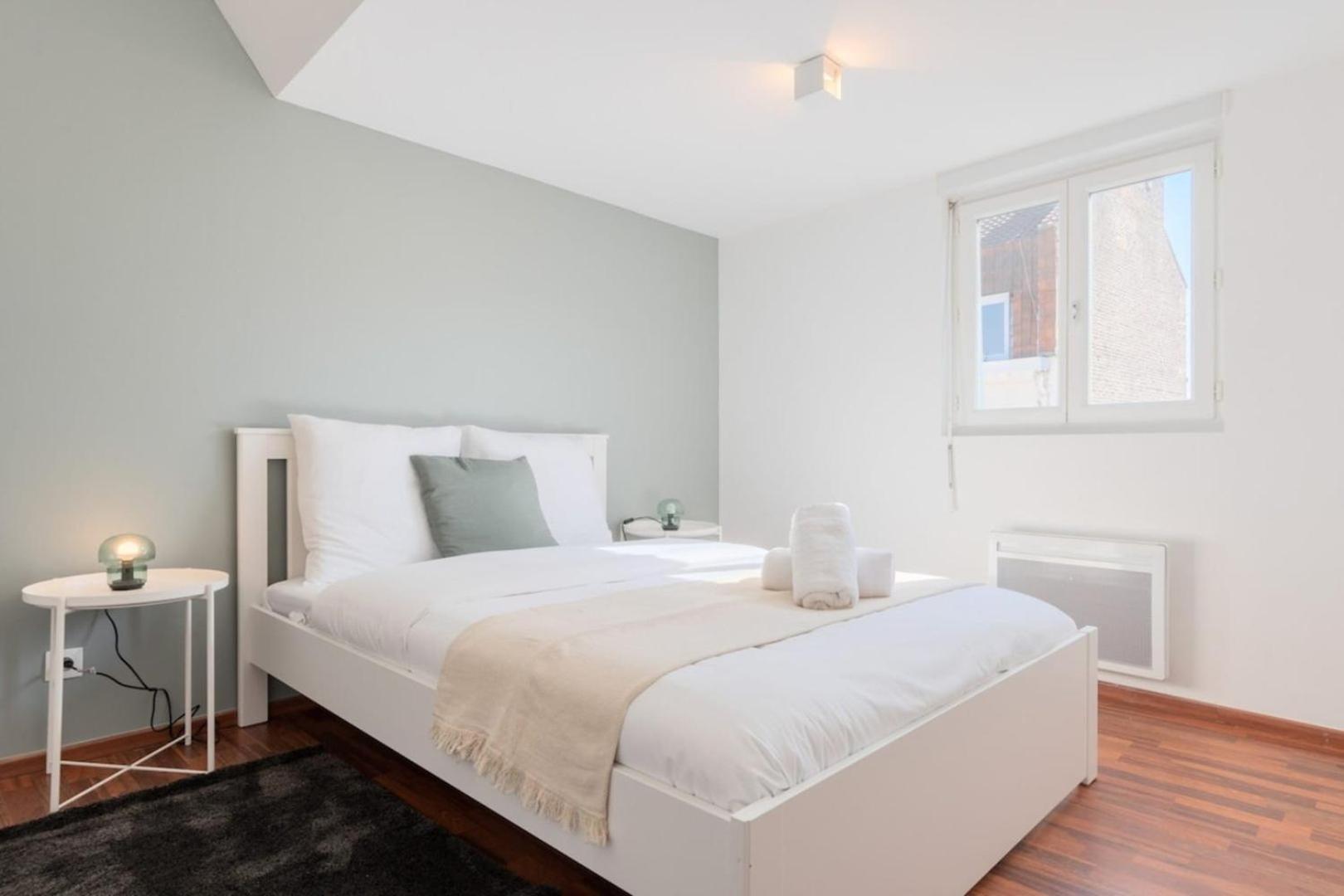 Lille Center - 4 Bedroom Duplex Apartment! Dış mekan fotoğraf