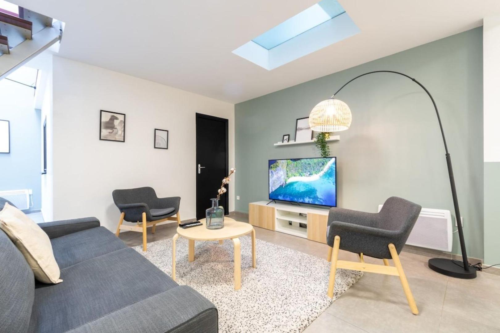 Lille Center - 4 Bedroom Duplex Apartment! Dış mekan fotoğraf